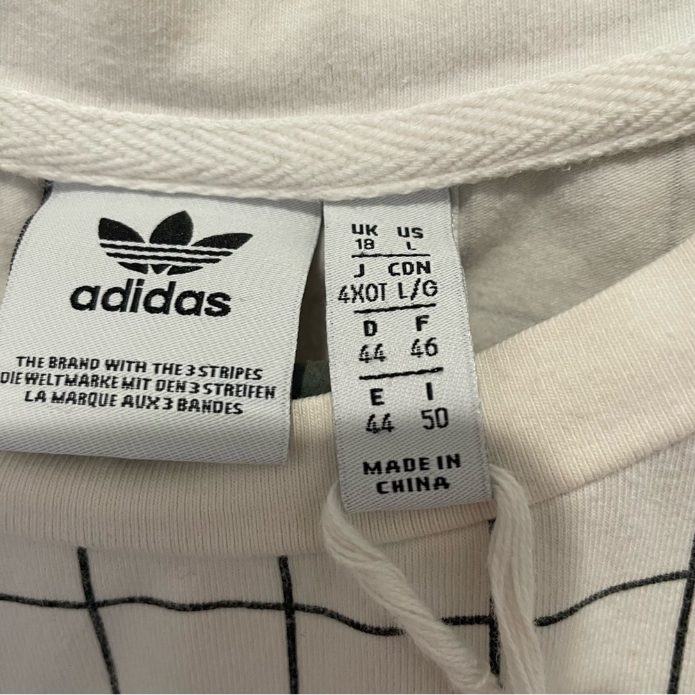 SOLD Adidas Originals white/black grid oversized drop shoulders t-shirt large - Picture 6 of 9